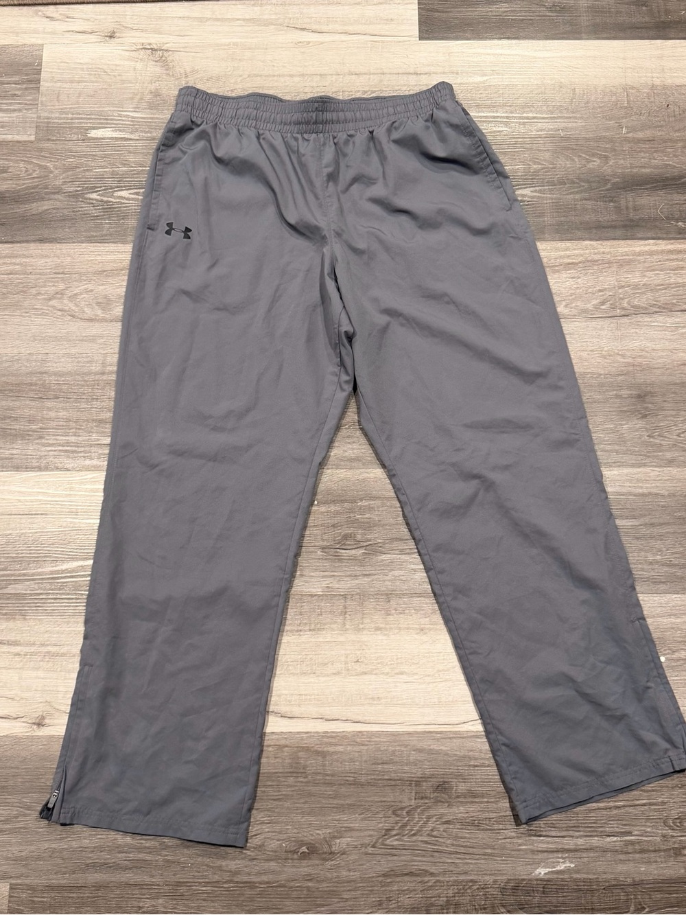 Under Armour Mens XL Gray Loose Windbreaker Track Pants Gym Workout Elastic Wais